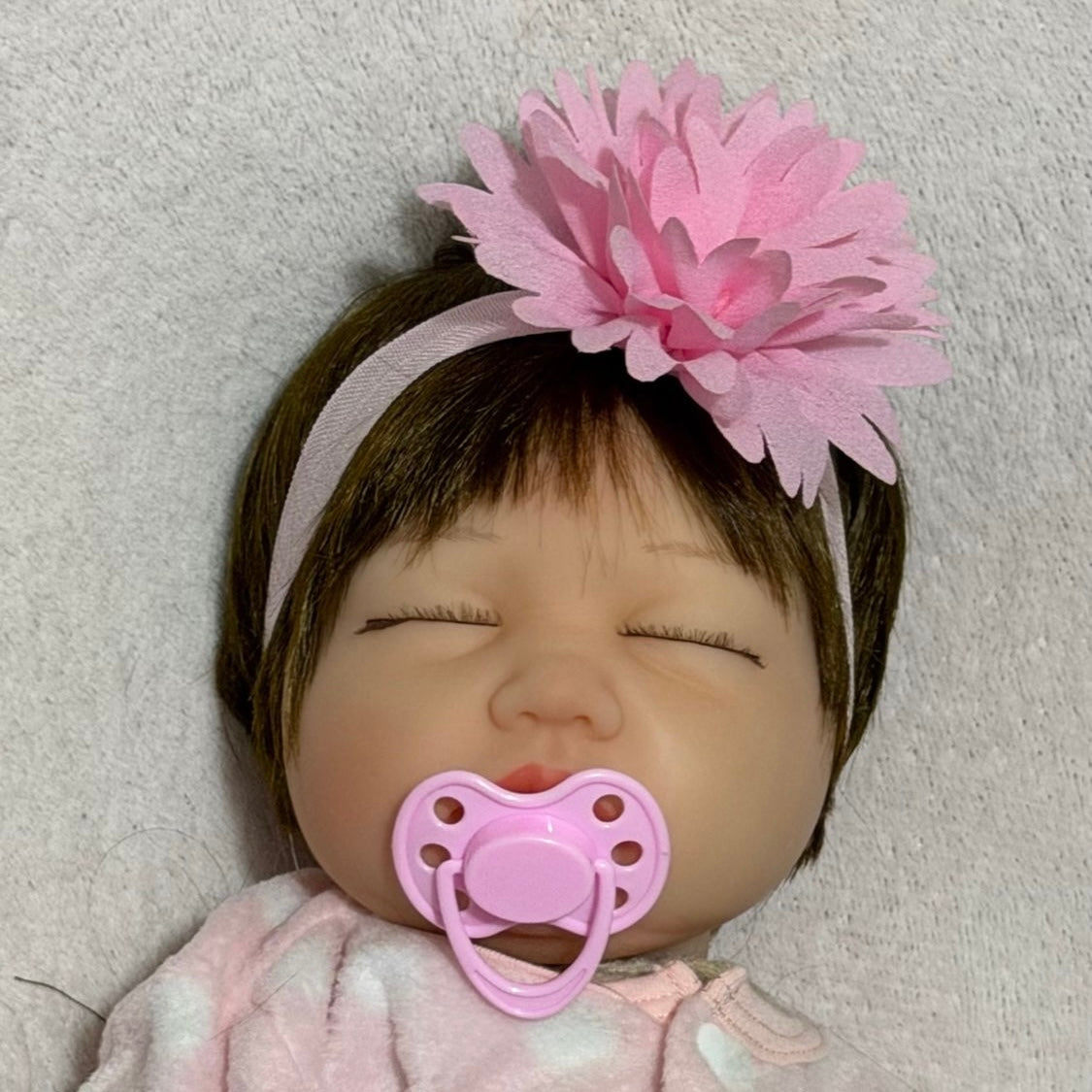 Muñeca Reborn Realista Durmiendo 55 cm Vinilo Suave con Chupete