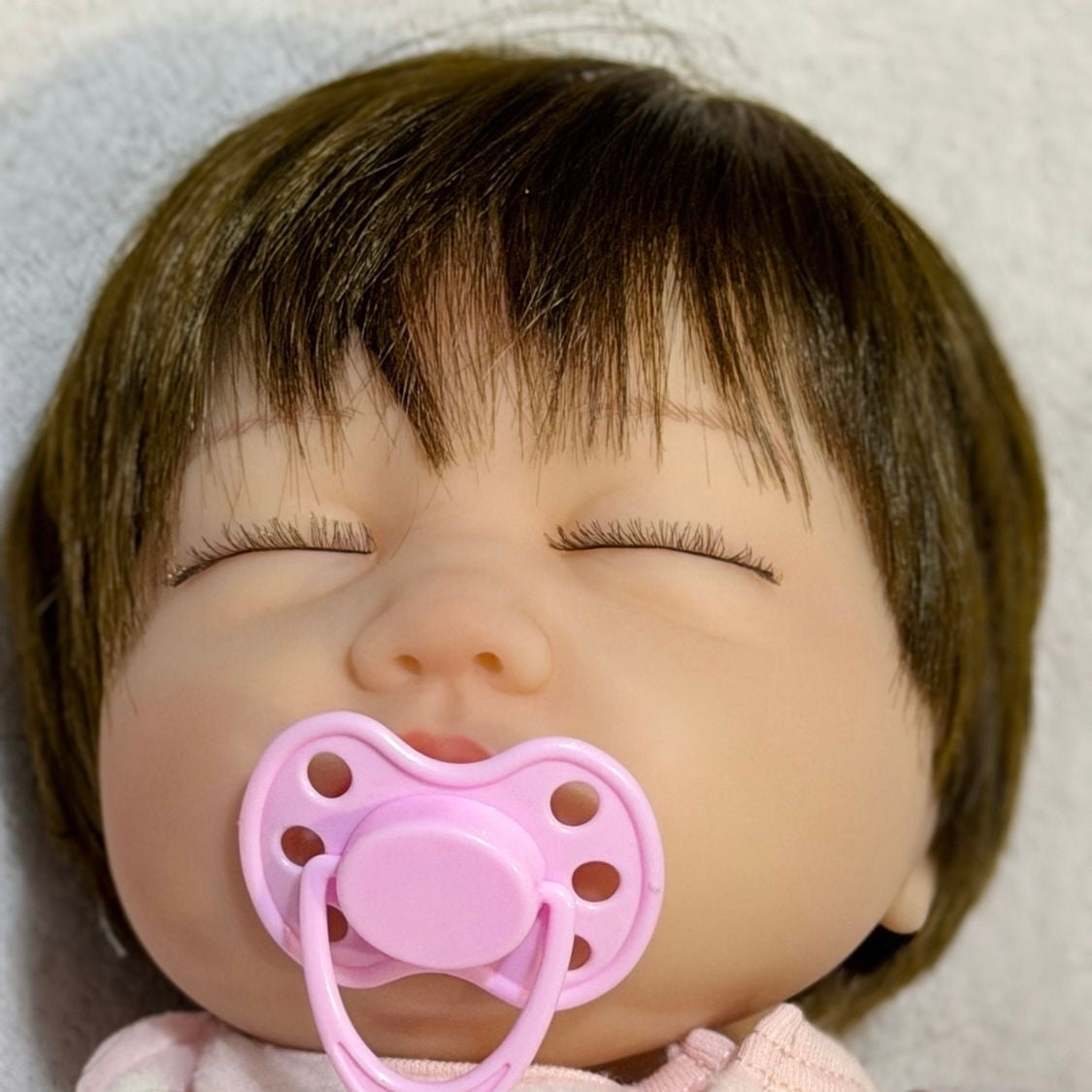 Muñeca Reborn Realista Durmiendo 55 cm Vinilo Suave con Chupete